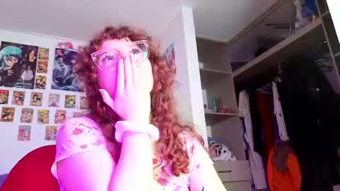 Snapshot of sharonblack_ chatting on June 10, 2026, 1:39 am kitsune online show from June 10, 2026, 1:39 am