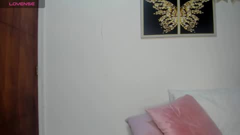 sharonscothh online show from October 4, 2025, 8:40 pm