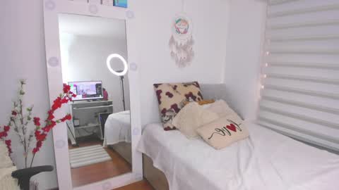 Sharon online show from January 17, 2025, 3:43 pm