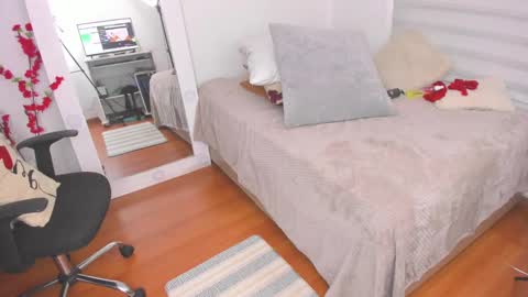 Sharon online show from March 8, 2025, 5:01 pm