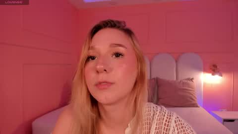 Shantall online show from May 31, 2026, 11:39 pm