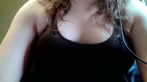 Shay online show from October 9, 2025, 4:38 pm