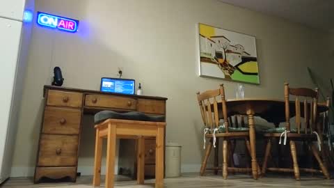 Snapshot of shave_deeez chatting on September 29, 2025, 3:00 am shave deeez online show from September 29, 2025, 3:00 am