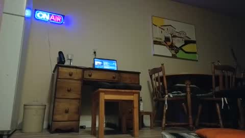 Snapshot of shave_deeez chatting on October 5, 2025, 5:39 am shave deeez online show from October 5, 2025, 5:39 am