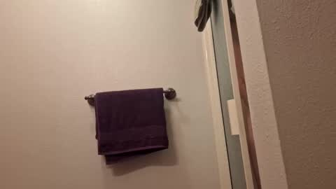 partycouple2night online show from December 19, 2024, 4:46 pm