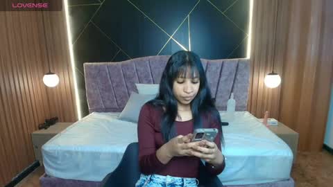 Shay Miller online show from April 25, 2026, 11:46 am