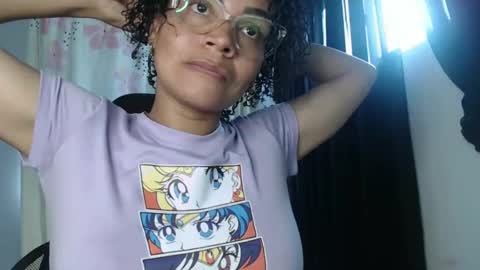 Snapshot of shayna_cute chatting on December 30, 2024, 5:13 pm Shayna online show from December 30, 2024, 5:13 pm