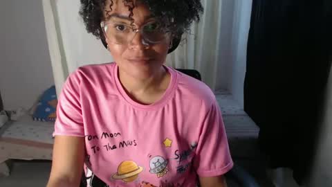 Snapshot of shayna_cute chatting on December 31, 2024, 5:18 pm Shayna online show from December 31, 2024, 5:18 pm