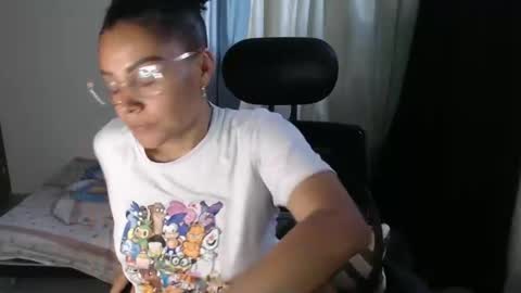 Snapshot of shayna_cute chatting on January 9, 2025, 8:01 pm Shayna online show from January 9, 2025, 8:01 pm