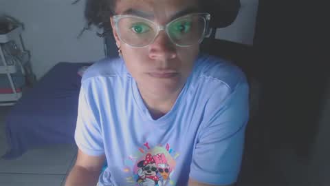 Snapshot of shayna_cute chatting on February 11, 2025, 9:31 am Shayna online show from February 11, 2025, 9:31 am