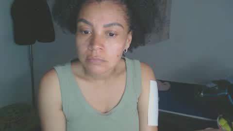 Snapshot of shayna_cute chatting on November 22, 2025, 2:54 am Shayna online show from November 22, 2025, 2:54 am