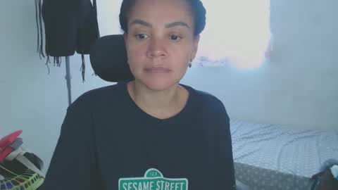 Shayna online show from April 14, 2026, 2:01 pm