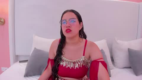 Snapshot of shayra_alina chatting on July 26, 2026, 4:25 pm shayra_alina online show from July 26, 2026, 4:25 pm