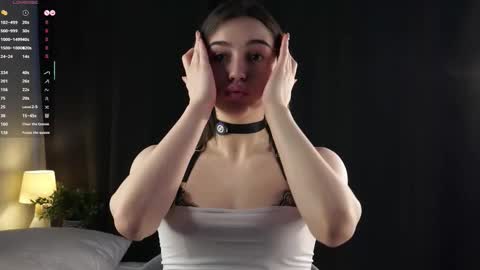 Tessa online show from March 20, 2026, 3:22 am