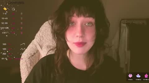 Chiara online show from September 16, 2025, 4:52 pm