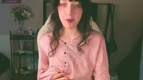 Snapshot of sheeny_shy chatting on May 22, 2026, 3:17 pm Chiara online show from May 22, 2026, 3:17 pm