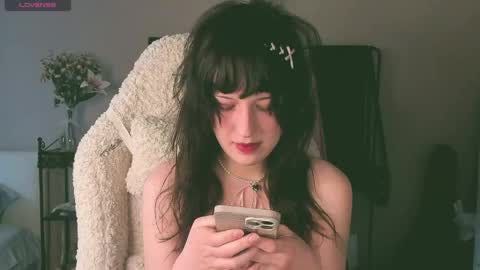Snapshot of sheeny_shy chatting on May 26, 2026, 10:33 am Chiara online show from May 26, 2026, 10:33 am
