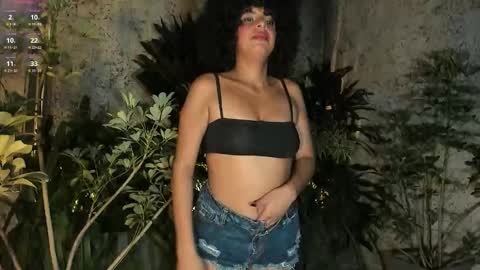 sheeylopez online show from November 15, 2025, 3:26 am