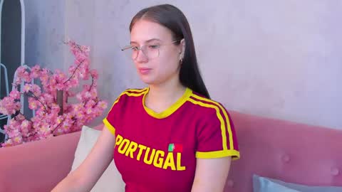 Amely online show from May 3, 2026, 9:26 am