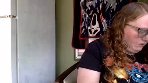 Red online show from April 21, 2026, 2:23 pm