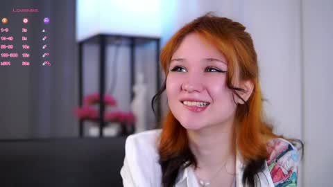 Lina online show from April 21, 2026, 2:56 pm