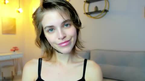 Alex online show from September 9, 2025, 1:38 am