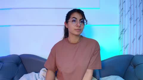  Transmission schedule Monday - Friday 715 am to 200 pm time Colombia  online show from January 31, 2025, 6:25 pm