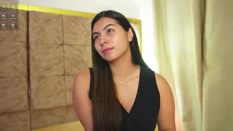 Snapshot of shelleymorell chatting on June 2, 2026, 1:02 pm Transmission schedule Monday - Friday 715 am to 200 pm time Colombia online show from June 2, 2026, 1:02 pm