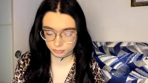 Alice online show from April 9, 2026, 3:17 pm