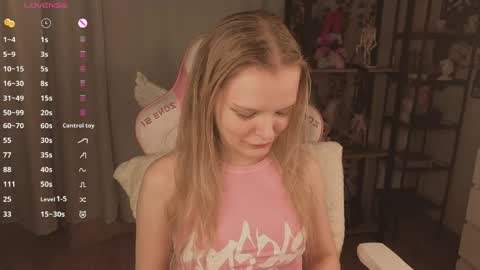Snapshot of shellyboom chatting on April 28, 2026, 8:47 pm shellyboom online show from April 28, 2026, 8:47 pm