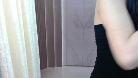 Shelly online show from September 14, 2025, 3:49 am