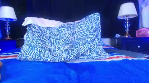 Shelsy online show from February 13, 2025, 2:52 pm