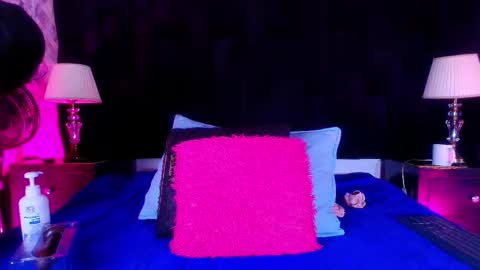 Shelsy online show from September 10, 2025, 11:54 am