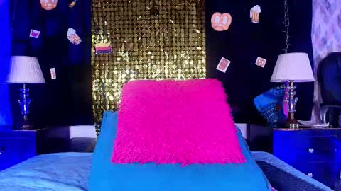 Shelsy online show from September 13, 2025, 11:54 am