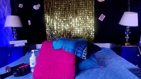 Shelsy online show from September 16, 2025, 11:55 am