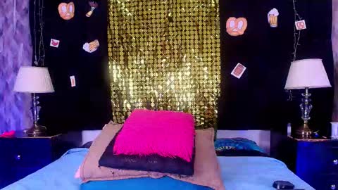 Shelsy online show from September 17, 2025, 11:56 am