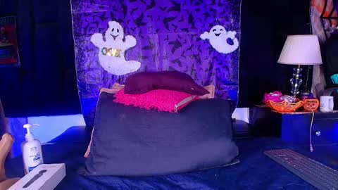 Shelsy online show from October 23, 2025, 12:04 pm