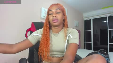 shenielxxx online show from September 10, 2025, 3:28 am