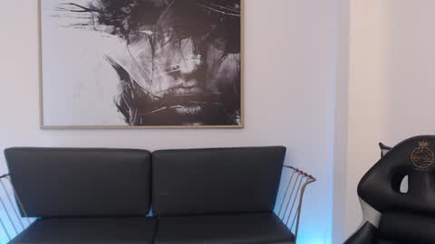 Shenna online show from December 13, 2024, 5:00 pm