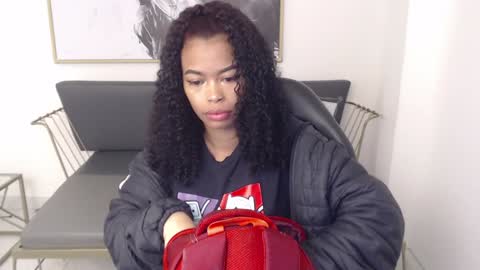 Shenna online show from January 3, 2025, 1:03 pm