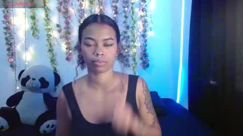 Shenna online show from September 11, 2025, 7:03 pm