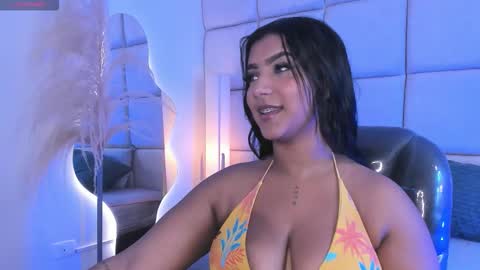 sherry_jong online show from November 21, 2025, 12:04 pm