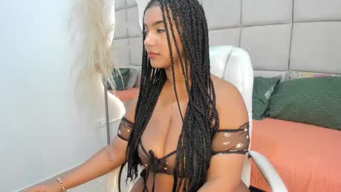 sherry_jong online show from December 4, 2025, 12:14 pm