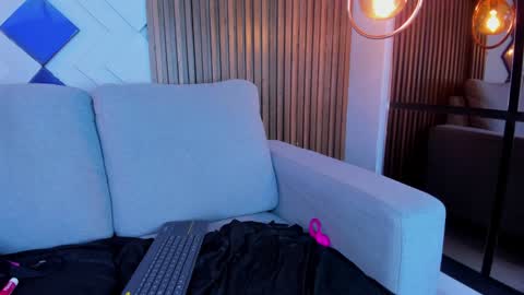 Snapshot of sherydan_love chatting on February 4, 2025, 6:14 am mia online show from February 4, 2025, 6:14 am