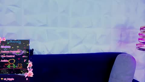 Snapshot of sherydan_love chatting on February 13, 2025, 11:26 pm mia online show from February 13, 2025, 11:26 pm