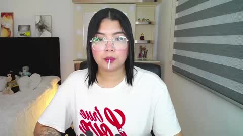 Sheryl Stone2 online show from February 25, 2025, 4:03 am