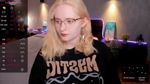 Hello guys my name is Aemilia online show from February 4, 2025, 9:17 am