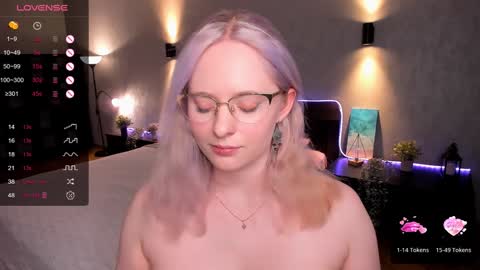 Hello guys my name is Aemilia online show from February 8, 2025, 10:07 am