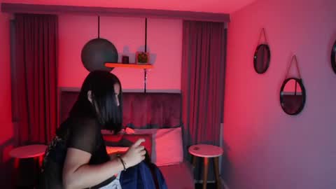 Sheyla online show from February 12, 2025, 4:01 am