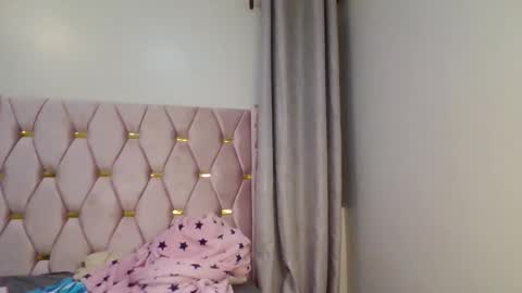 Shilla online show from November 9, 2025, 7:12 pm